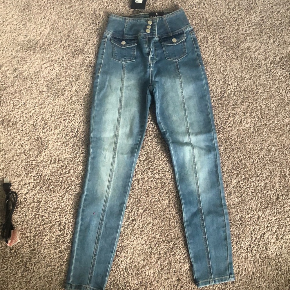 Cropped ankle pants